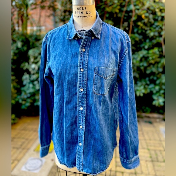 JCrew Mid-Weight Slim Shirt, Medium Dark Denim Large - Picture 3 of 6